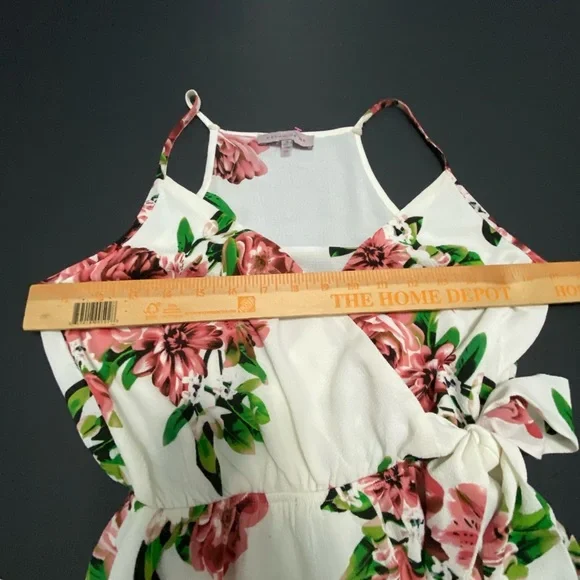 Dream of Me floral maxi dress size Small. - Picture 9 of 10